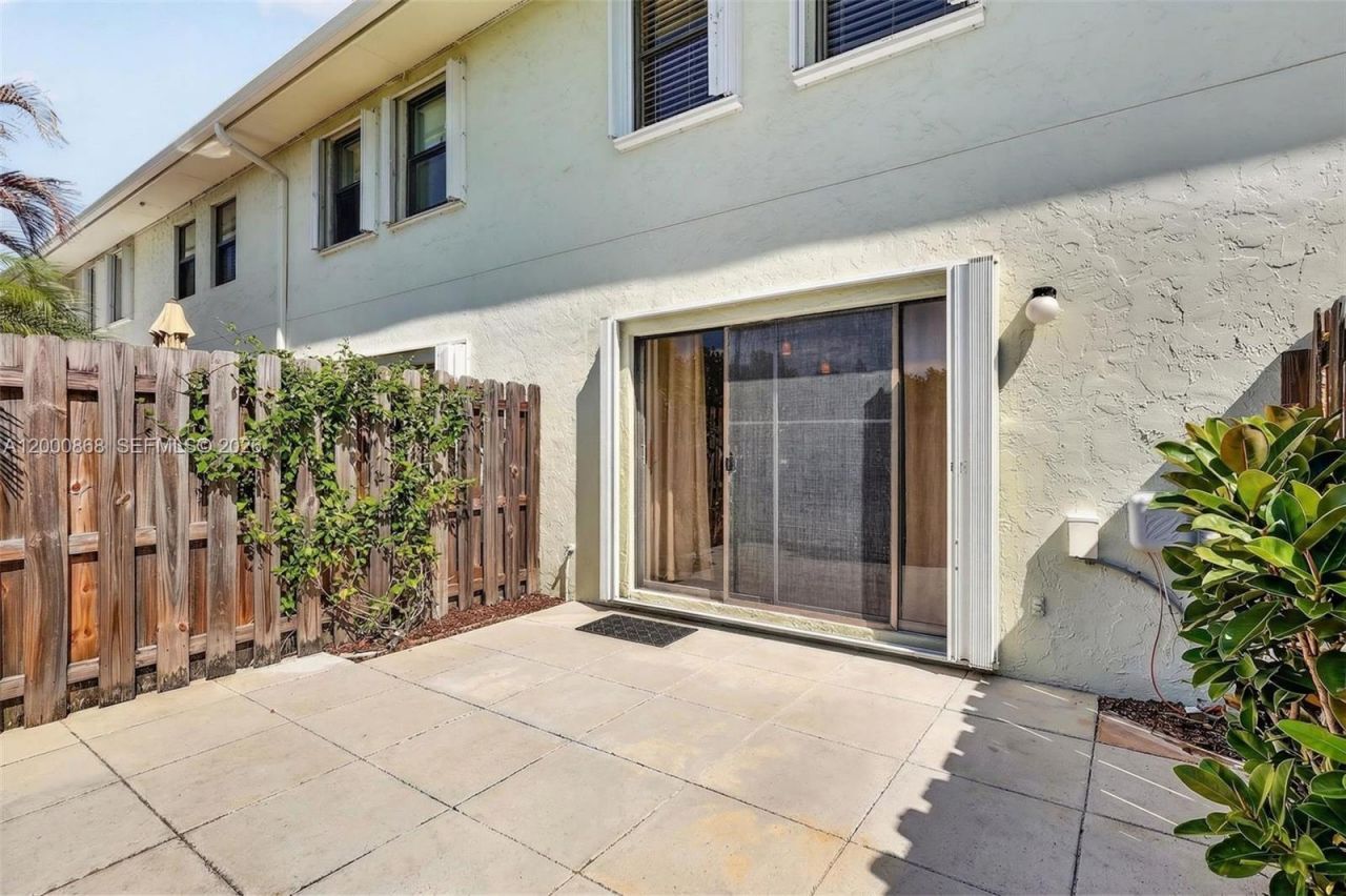 9425 S Ocean Dr, Unit 67, Jensen Beach, FL 34957 Photo