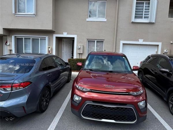 171 Riviera Cir, Unit 61, Weston, FL 33326