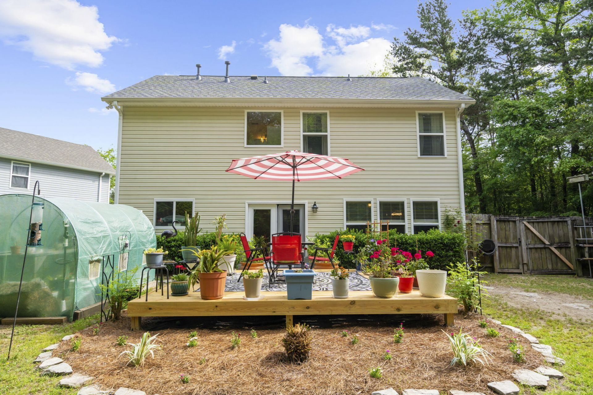 813 Lecture Drive Photo 4