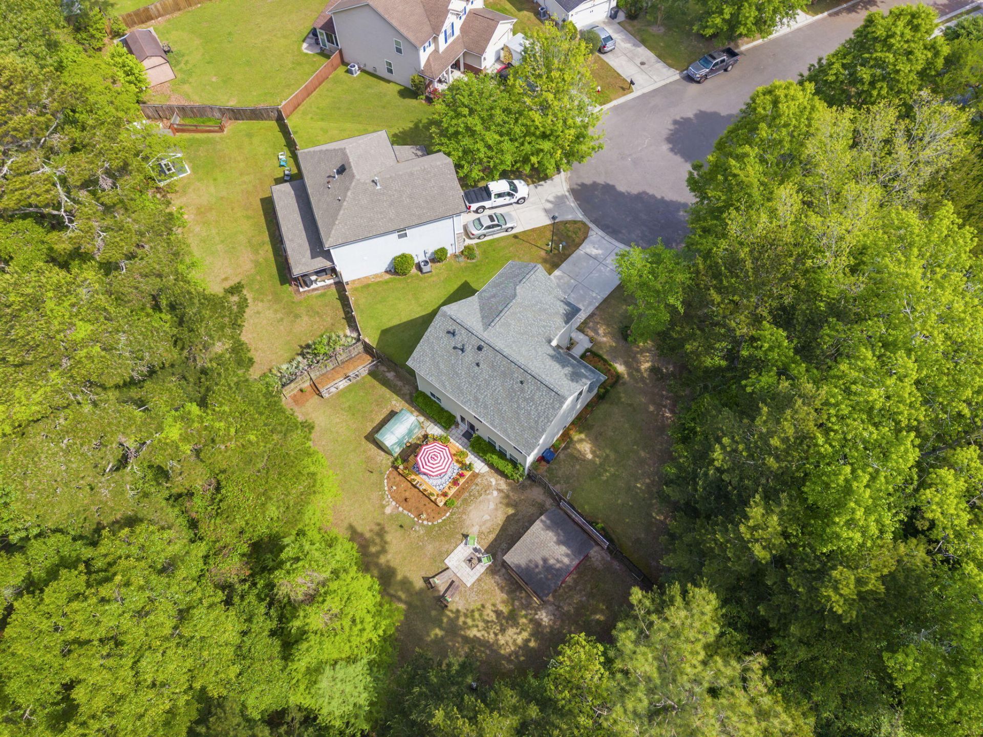 813 Lecture Drive Photo 40