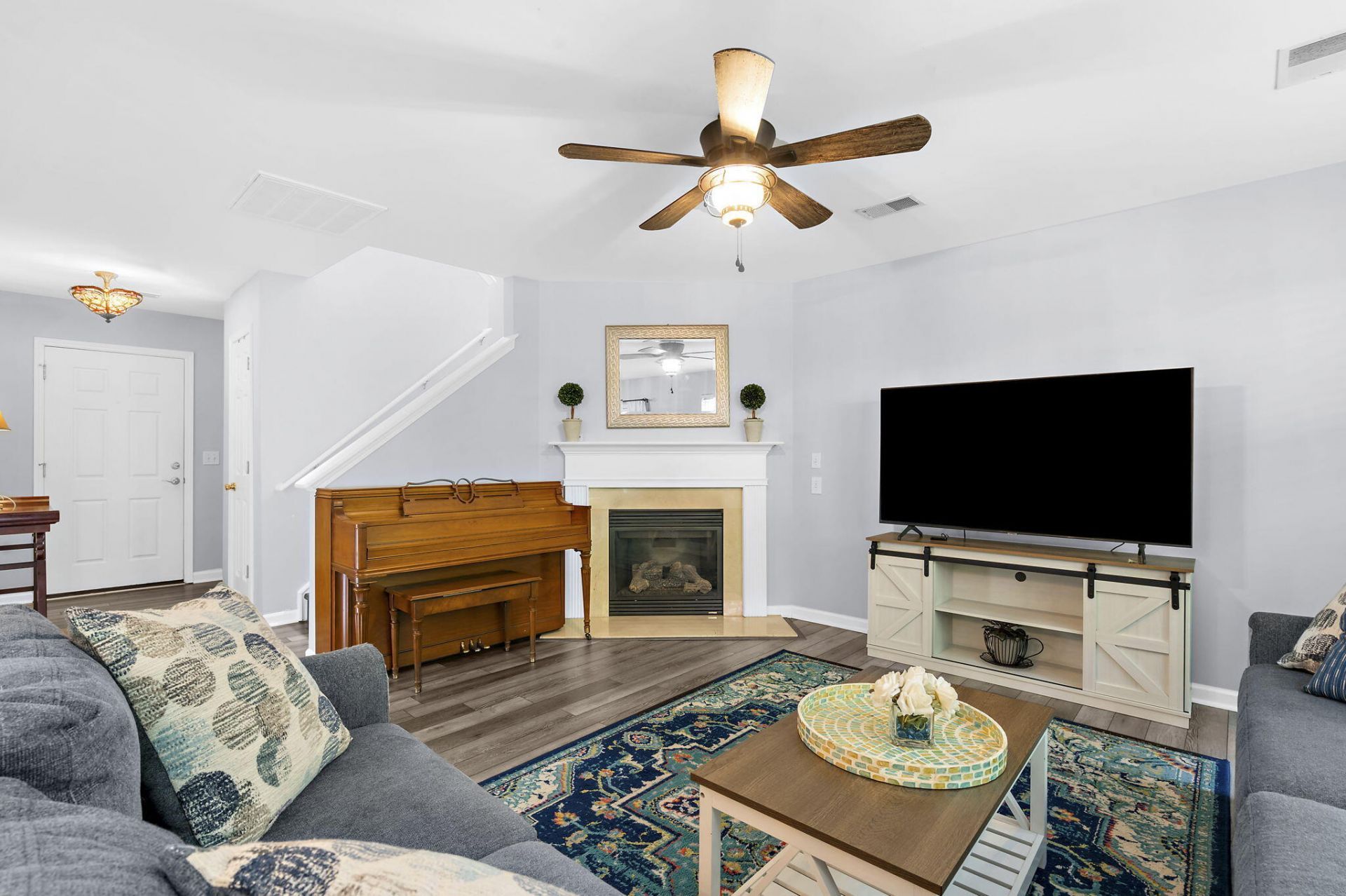 813 Lecture Drive Photo 9