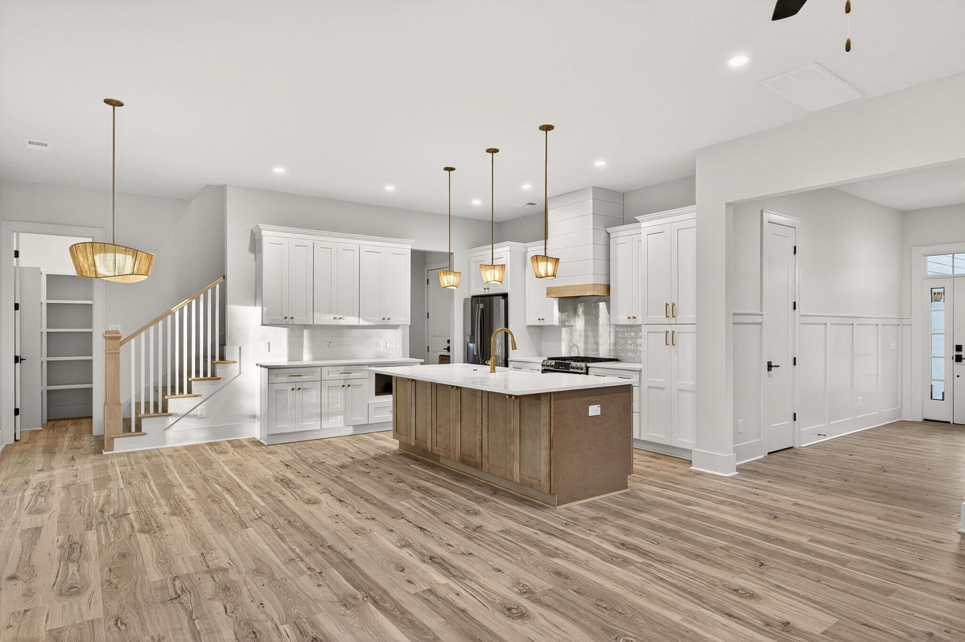 3633 Happyland Boulevard Photo 14