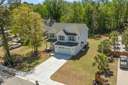 3633 Happyland Boulevard photo 4