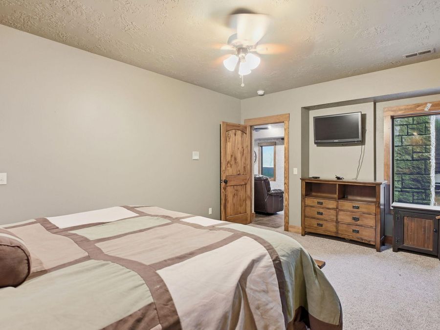 Property Image 71
