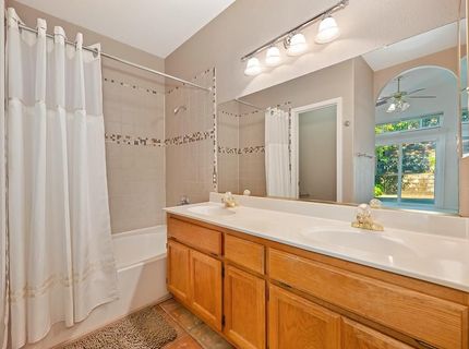 126 Larkin Cir, Folsom, CA 95630 Photo