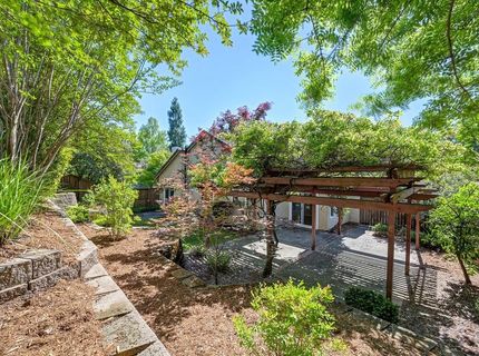 126 Larkin Cir, Folsom, CA 95630 Photo