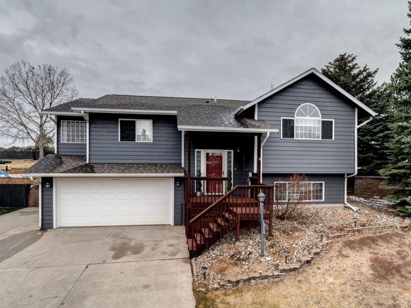 5117 WINTERSET DR, Rapid City, SD 57702