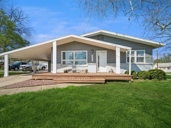 403 Washington Street, Melcher Dallas, IA 50062