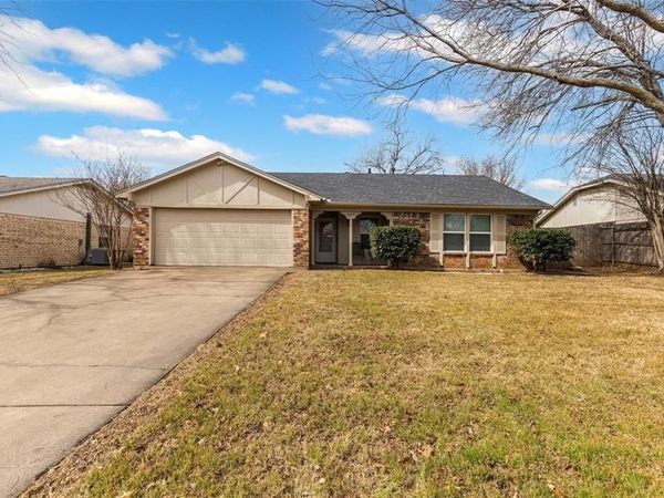 1605 Morningside Drive , Cleburne, TX 76033