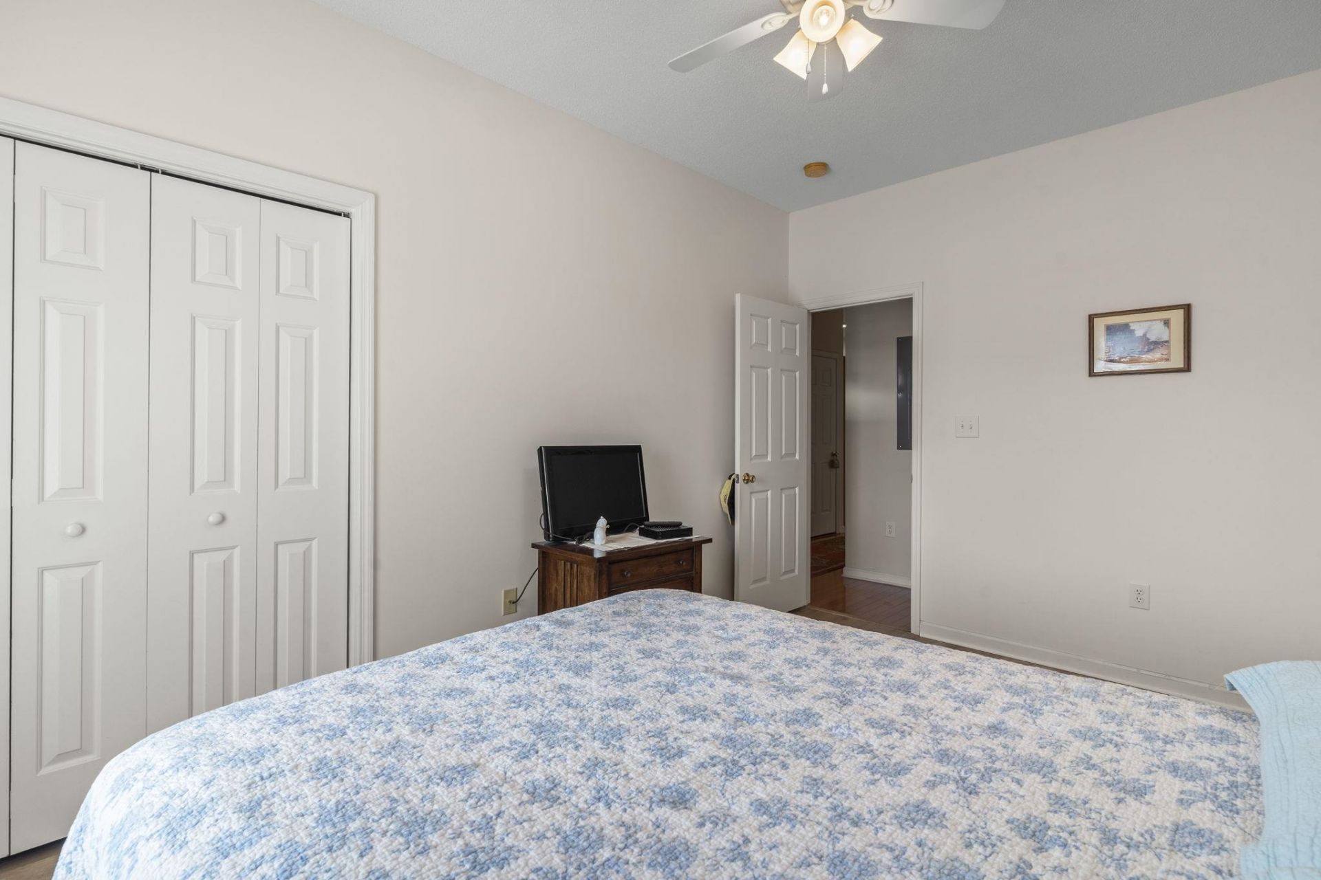 100 Lazy Willow Ln. Photo 15