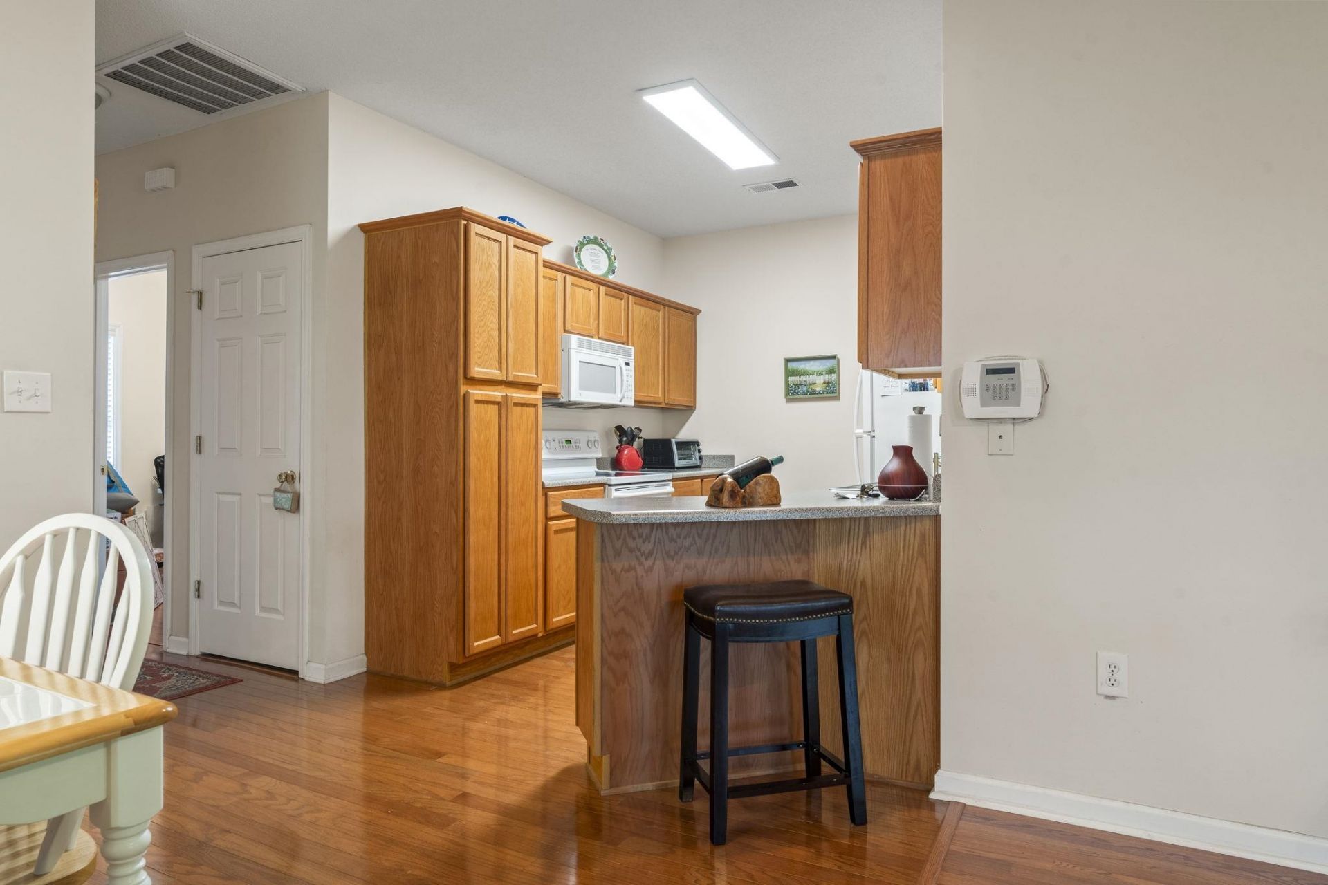 100 Lazy Willow Ln. Photo 9