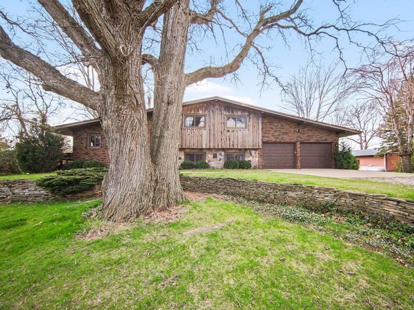 9011 Hiser Road, Milan, MI 48160