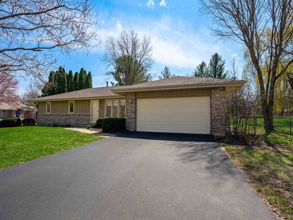 3447 BIGFOOT Trail, ROCKFORD, IL 61109