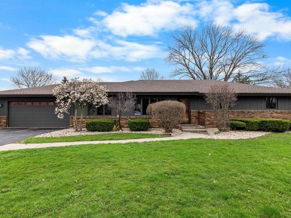 1692 Ben Franklin Road, ROCKFORD, IL 61108