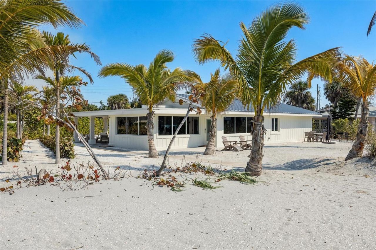 2740 N Beach Road, Unit B, Englewood, FL 34223 Photo