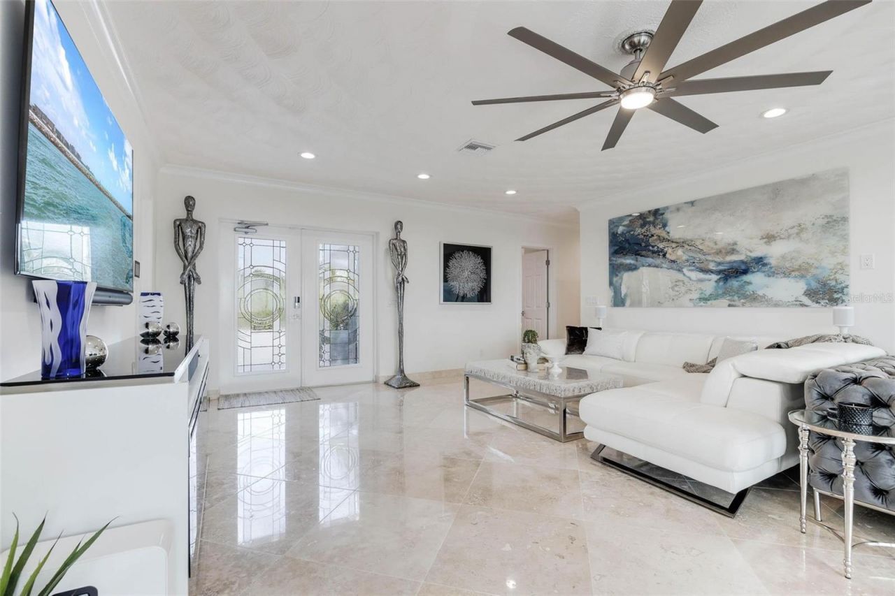 2740 N Beach Road, Unit B, Englewood, FL 34223 Photo