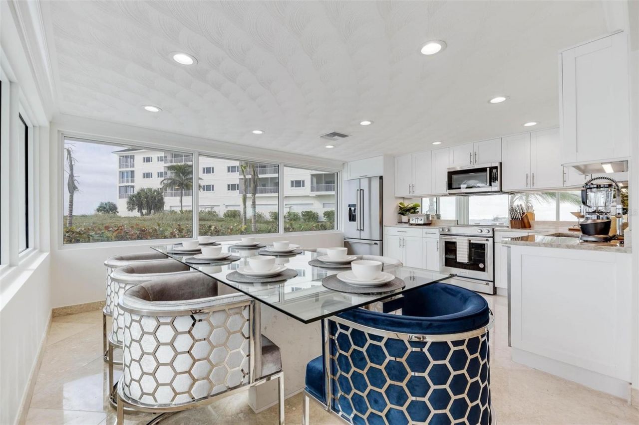 2740 N Beach Road, Unit B, Englewood, FL 34223 Photo