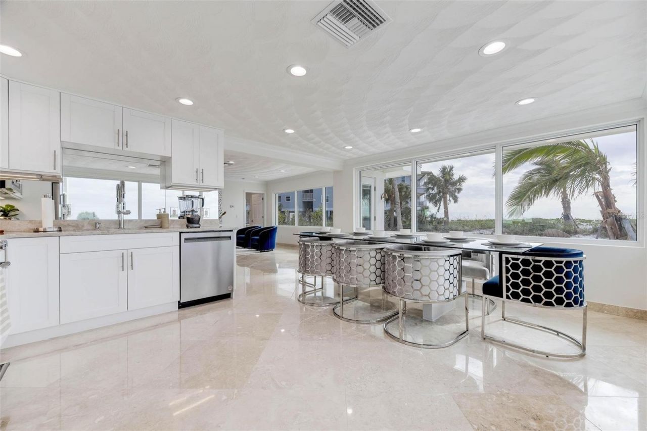 2740 N Beach Road, Unit B, Englewood, FL 34223 Photo