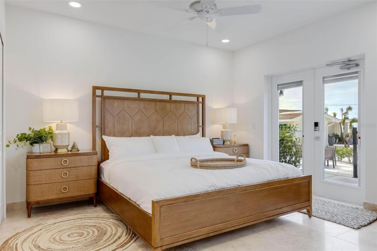 2740 N Beach Road, Unit B, Englewood, FL 34223 Photo