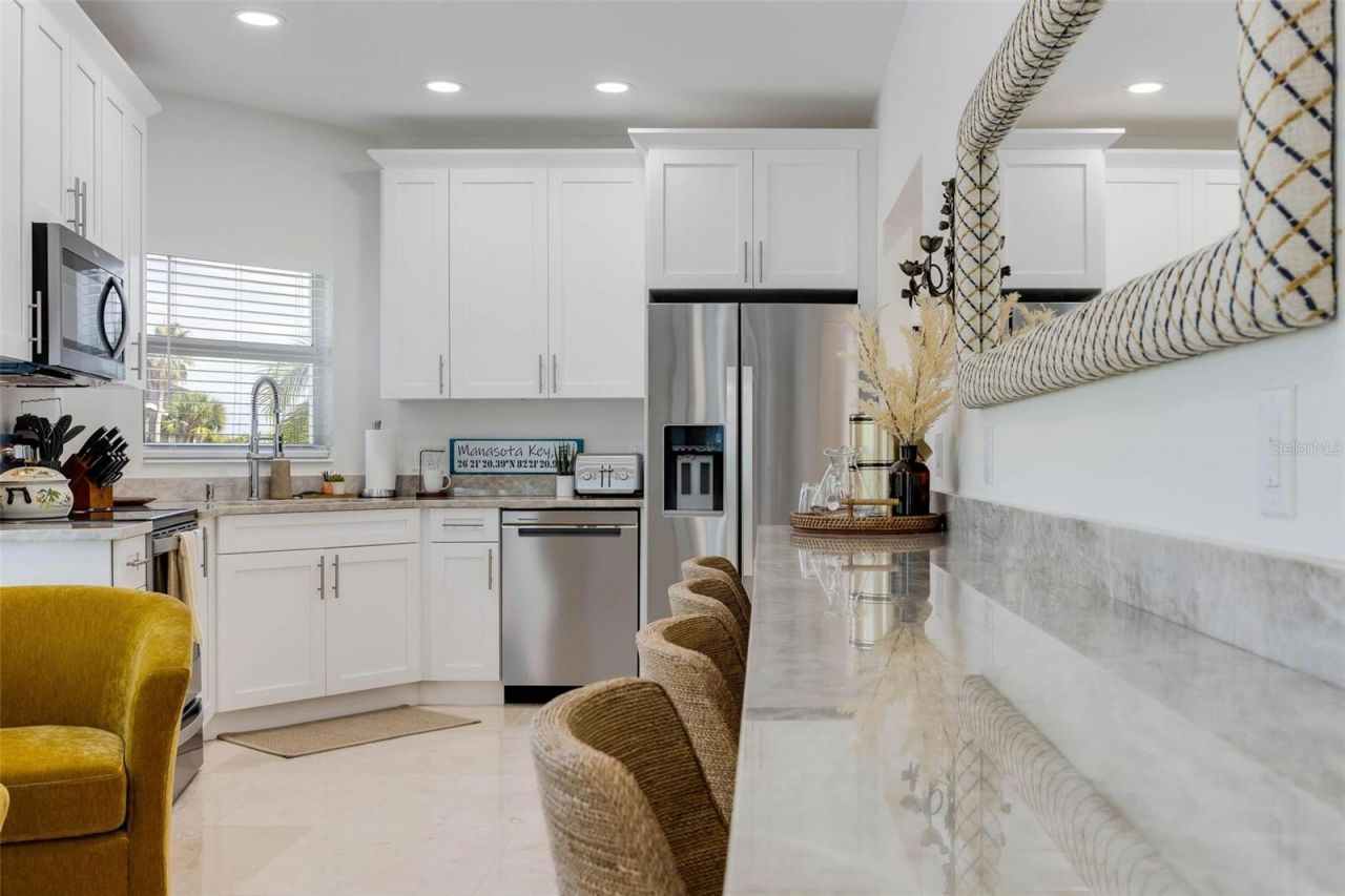 2740 N Beach Road, Unit B, Englewood, FL 34223 Photo