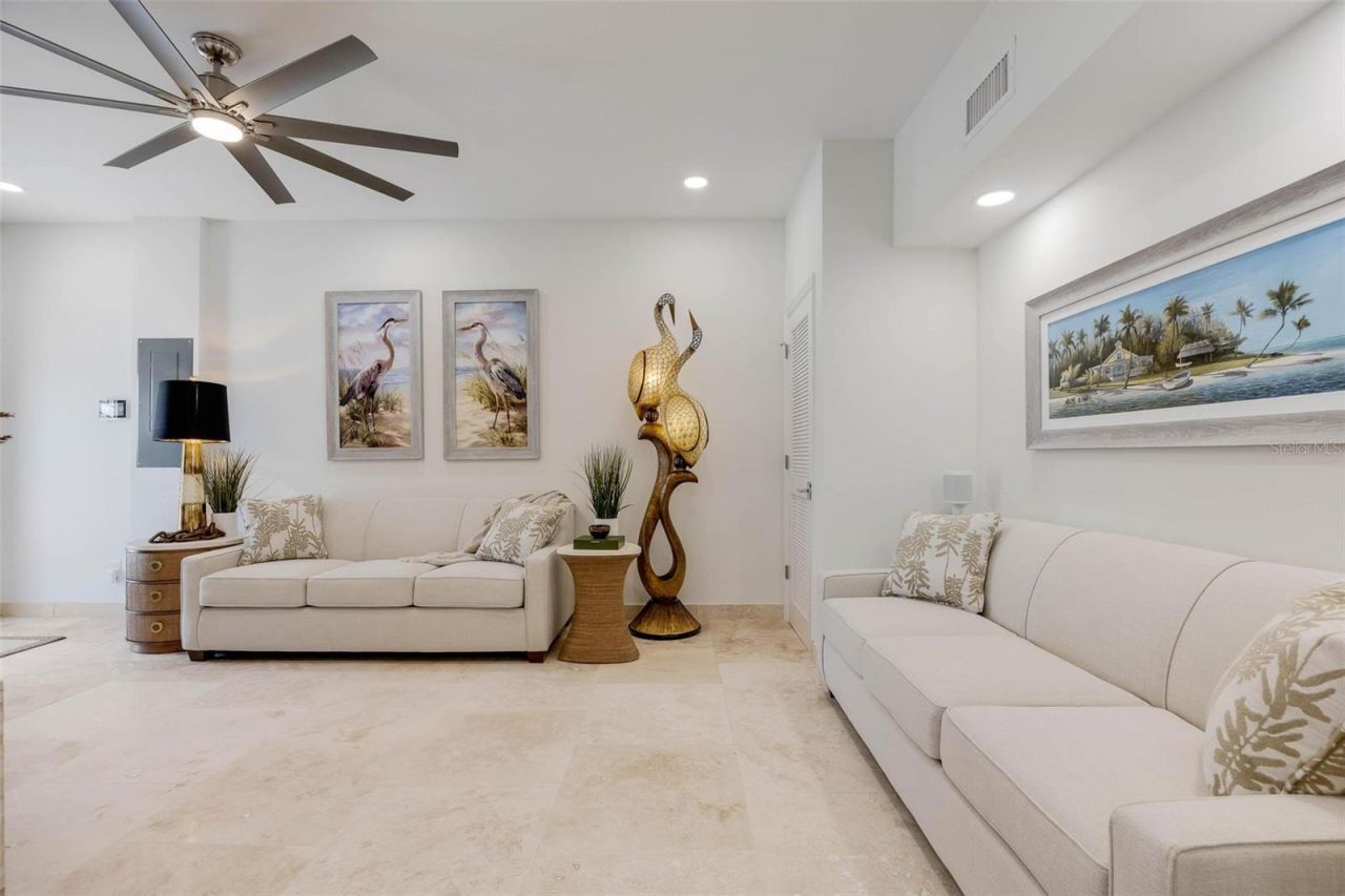 2740 N Beach Road, Unit B, Englewood, FL 34223 Photo