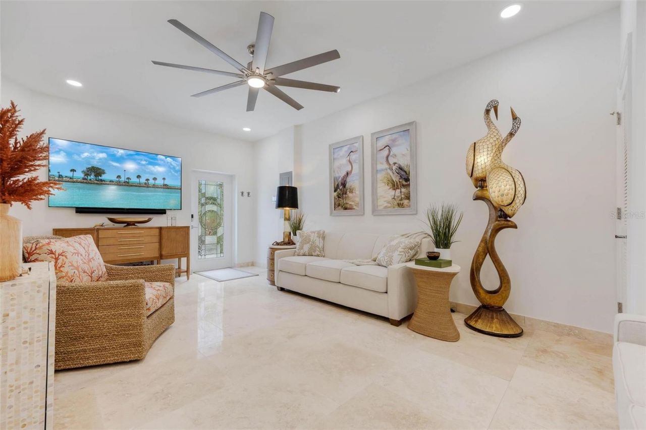 2740 N Beach Road, Unit B, Englewood, FL 34223 Photo