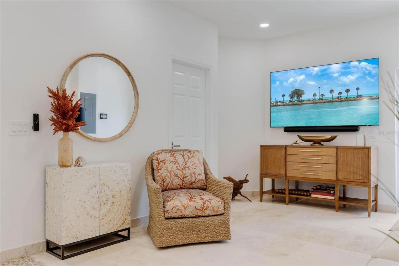 2740 N Beach Road, Unit B, Englewood, FL 34223 Photo