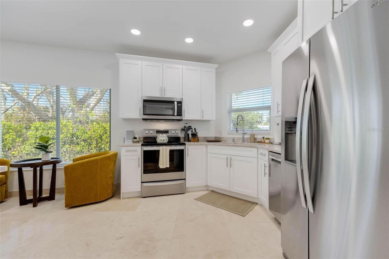 2740 N Beach Road, Unit B, Englewood, FL 34223 Photo