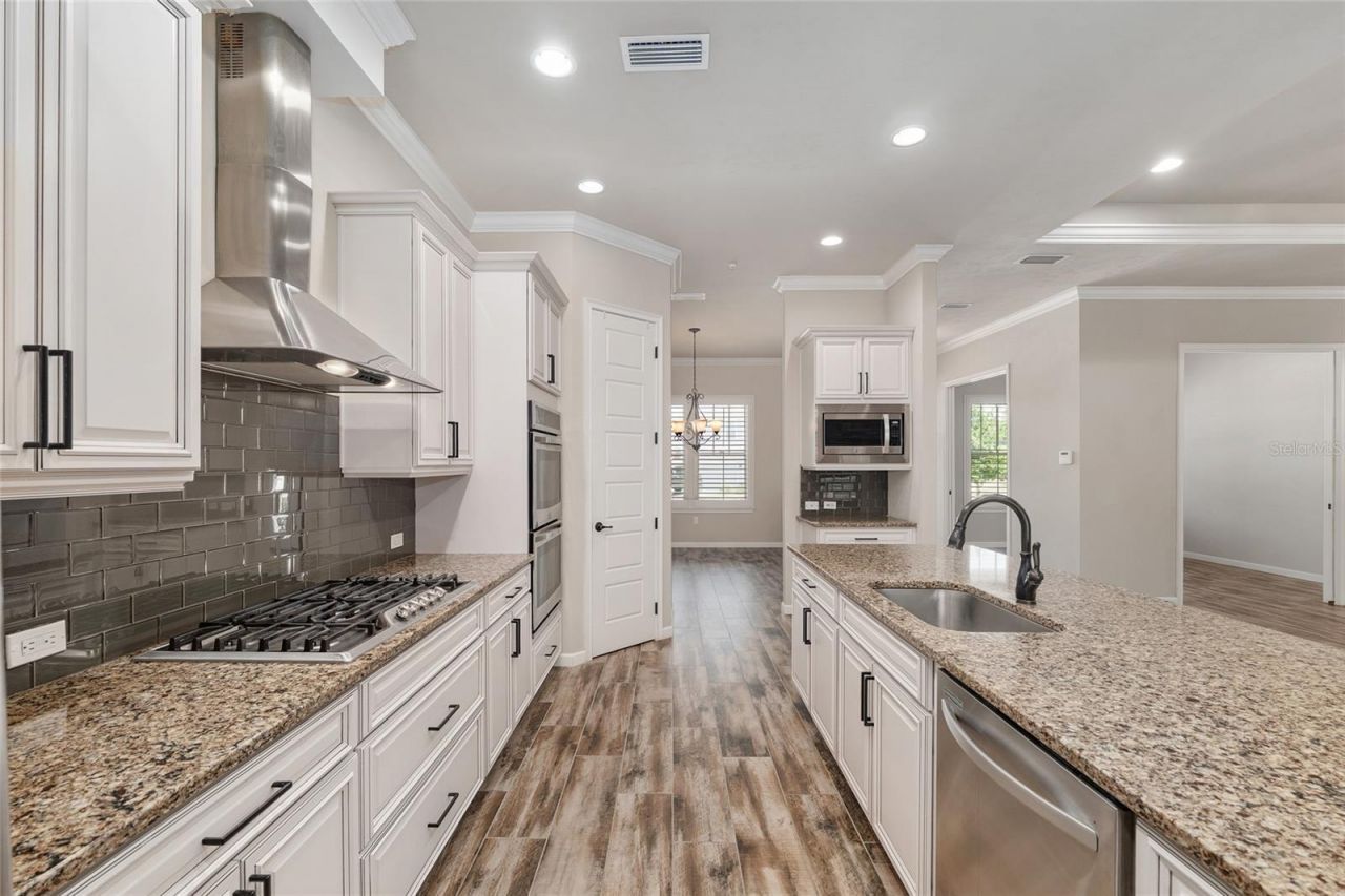 1024 NW 134 Way, Newberry, FL 32669 Photo