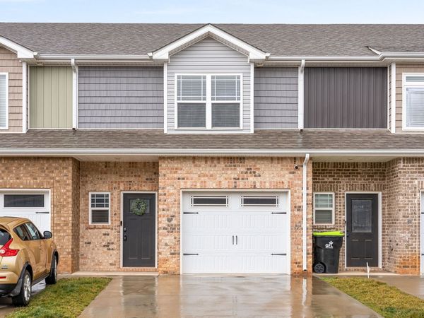 318 Fallow Cir, Clarksville, TN 37040