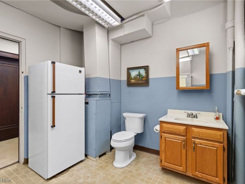 409 Walnut Street, Martins Ferry, OH 43935 Photo 15