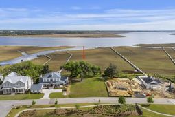 4033 Kaolin Street photo 4