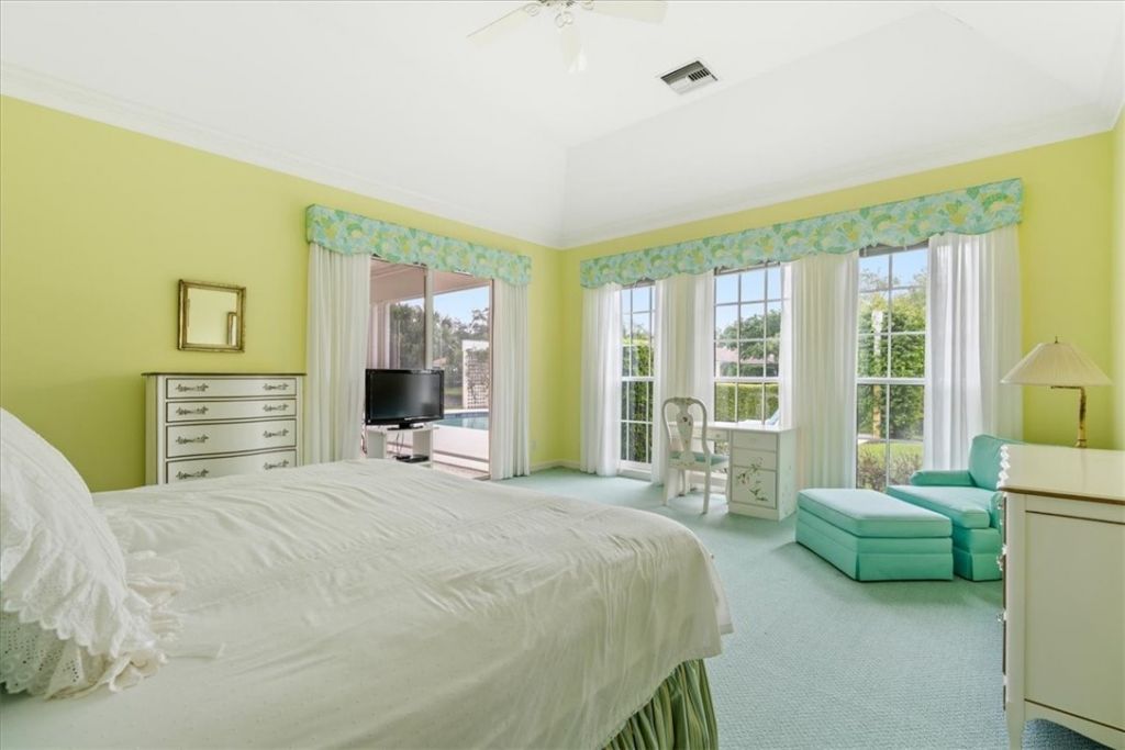 331 Shores Drive, Vero Beach, FL 32963 Photo