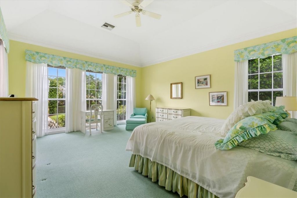 331 Shores Drive, Vero Beach, FL 32963 Photo