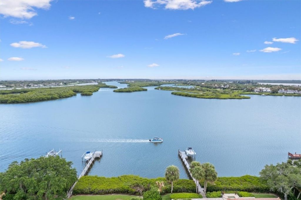 331 Shores Drive, Vero Beach, FL 32963 Photo