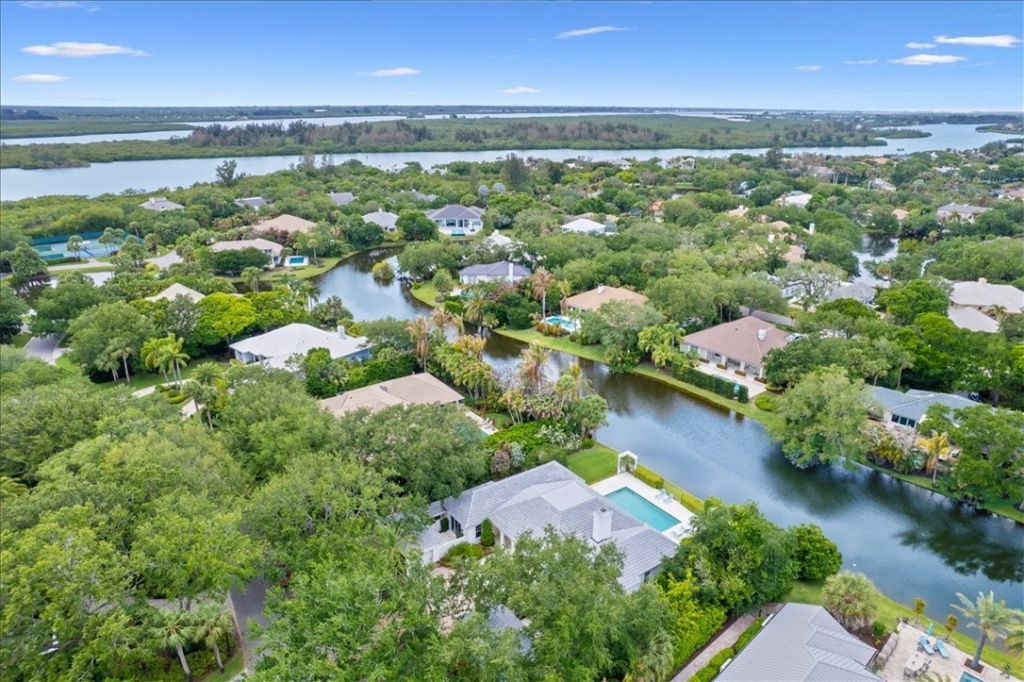 331 Shores Drive, Vero Beach, FL 32963 Photo