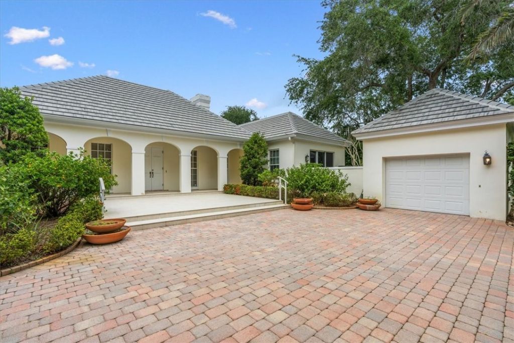 331 Shores Drive, Vero Beach, FL 32963 Photo