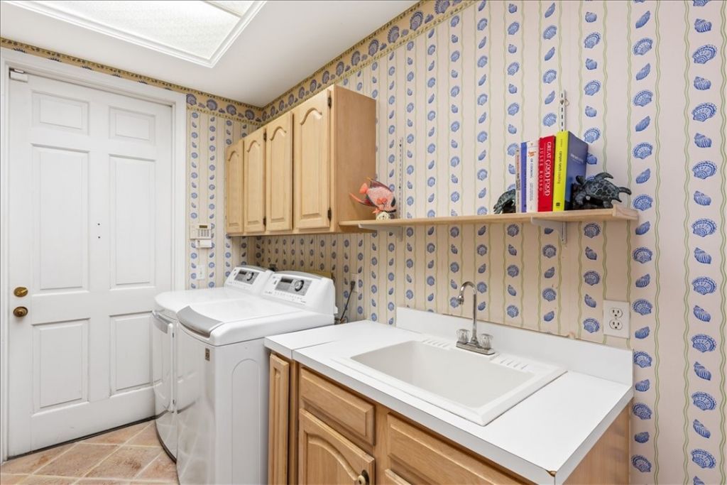 331 Shores Drive, Vero Beach, FL 32963 Photo