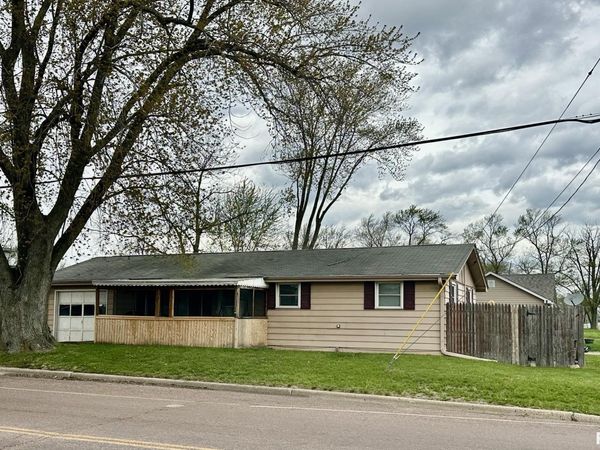 443 RUSCHE Street, Creve Coeur, IL 61610