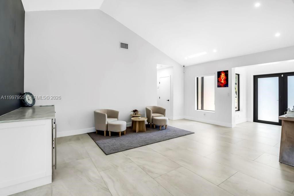 8611 SW 82nd Ter, Miami, FL 33143 Photo