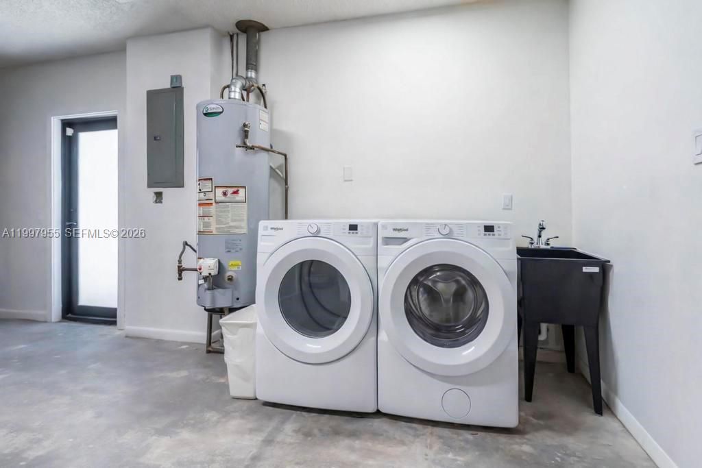 8611 SW 82nd Ter, Miami, FL 33143 Photo