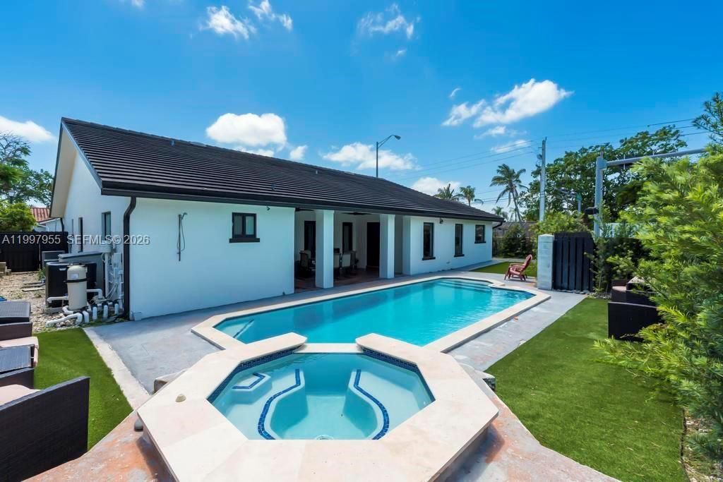 8611 SW 82nd Ter, Miami, FL 33143 Photo