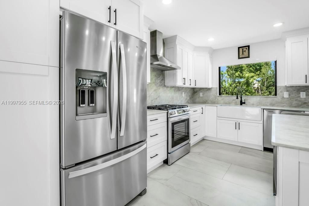 8611 SW 82nd Ter, Miami, FL 33143 Photo