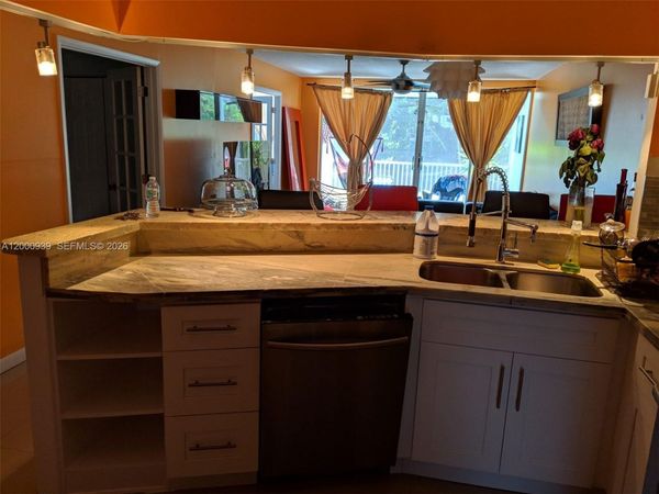 1660 NE 191st St, Unit 104-1, Miami, FL 33179