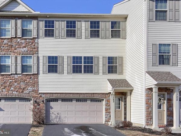 723 JONATHAN COURT, MECHANICSBURG, PA 17055