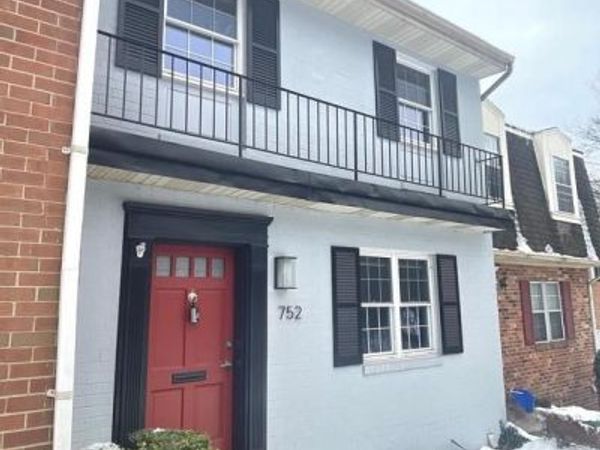 752 COLLEGE PARKWAY, Unit 7-752, ROCKVILLE, MD 20850