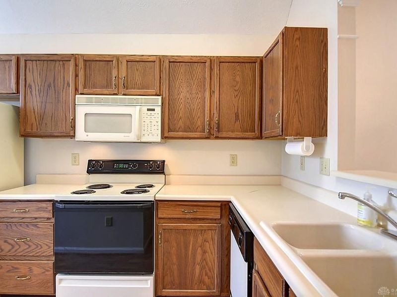 7101 Brookmeadow Drive, Centerville, OH 45459 Photo 11