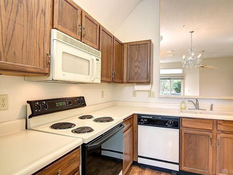 7101 Brookmeadow Drive, Centerville, OH 45459 Photo 12