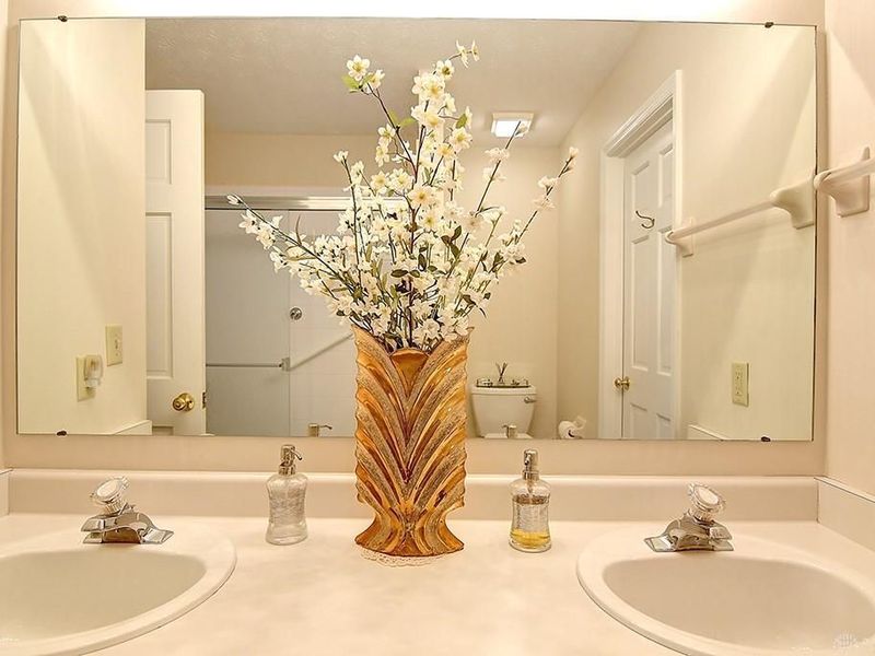 7101 Brookmeadow Drive, Centerville, OH 45459 Photo 21