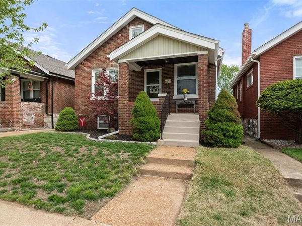 6118 Newport Avenue , St Louis, MO 63116